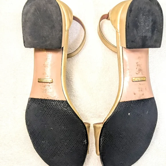 Gucci Gold Sandals - Picture 4 of 7